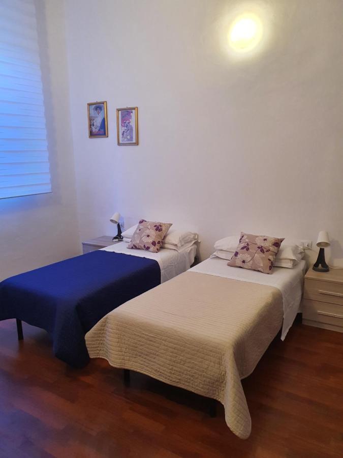 Arena Suite All Comforts - With Free Parking Garage Per Qualified Rate - Con Parcheggio Incluso Per Le Tariffe Qualificanti - Metro Verde Greenline Moscova Mailand Exterior foto