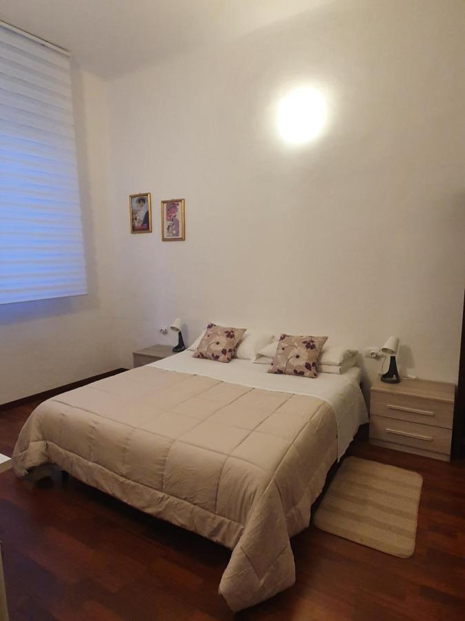 Arena Suite All Comforts - With Free Parking Garage Per Qualified Rate - Con Parcheggio Incluso Per Le Tariffe Qualificanti - Metro Verde Greenline Moscova Mailand Exterior foto